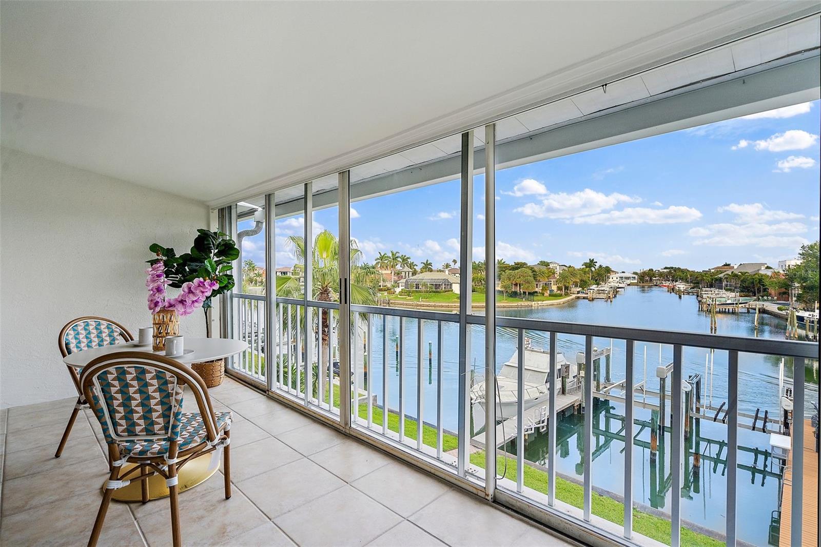 737 PINELLAS BAYWAY S #103