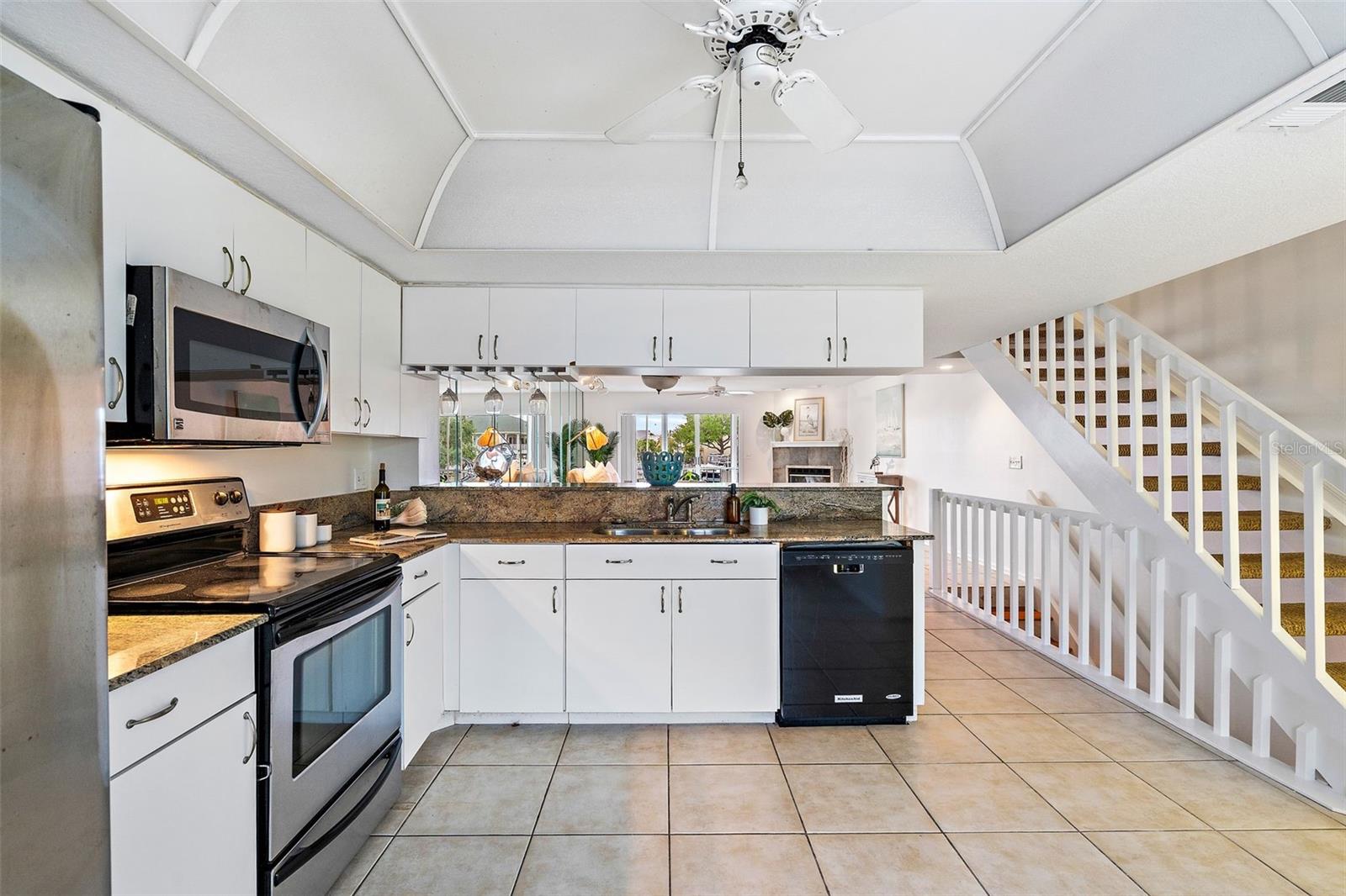 737 PINELLAS BAYWAY S #103