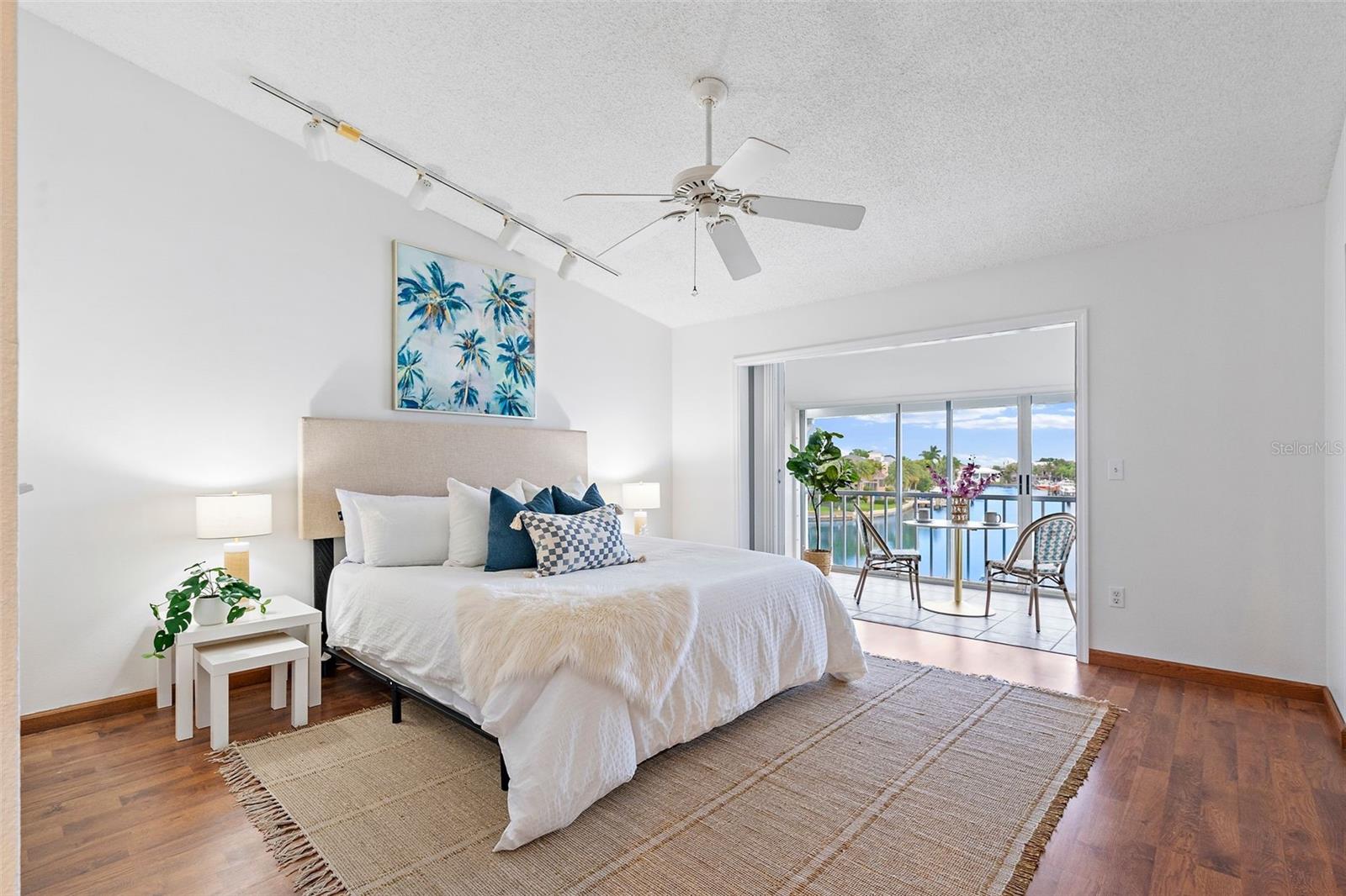 737 PINELLAS BAYWAY S #103