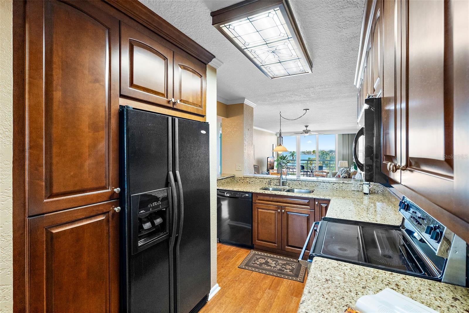 6021 BAHIA DEL MAR CIR #439