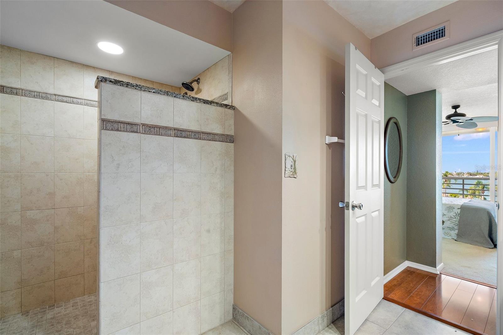6021 BAHIA DEL MAR CIR #439