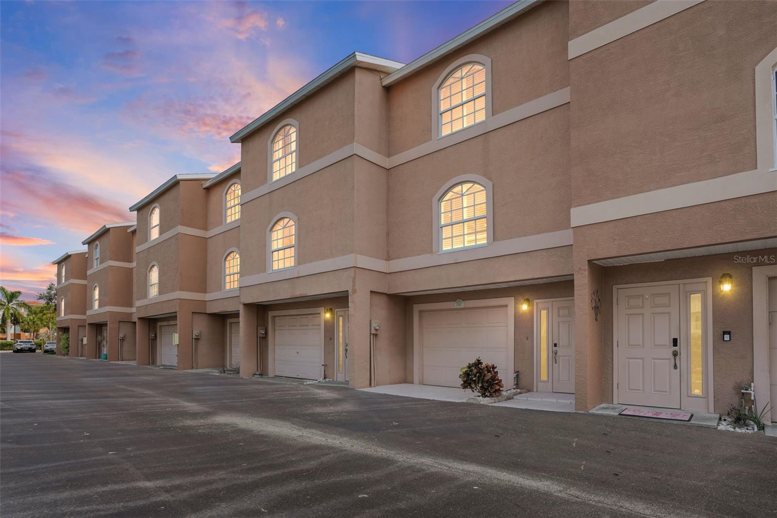 637 PINELLAS BAYWAY S #202