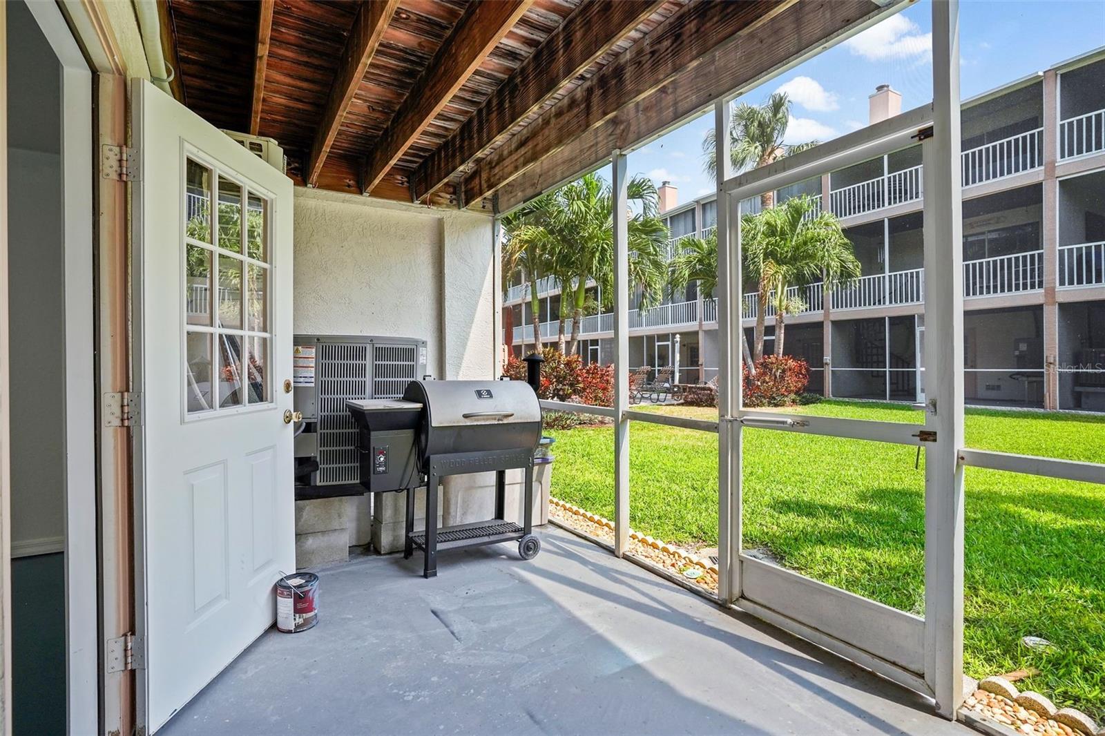 637 PINELLAS BAYWAY S #202
