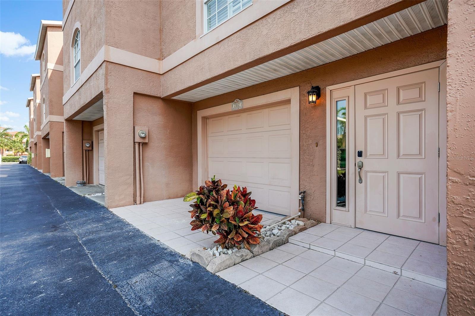 637 PINELLAS BAYWAY S #202