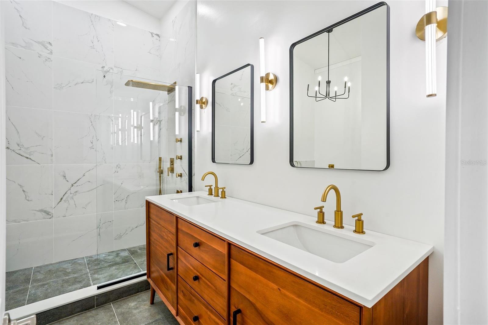 637 PINELLAS BAYWAY S #202