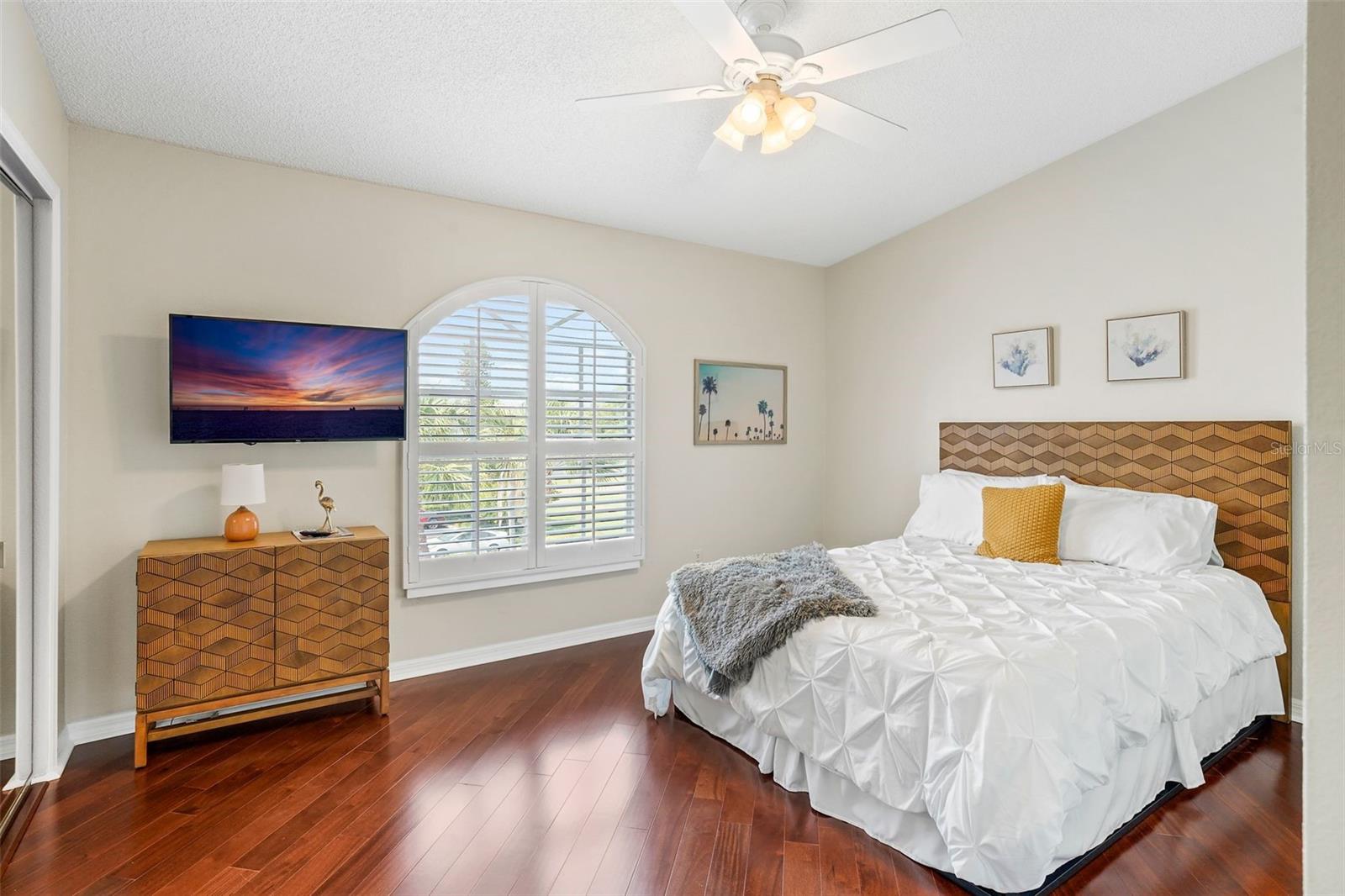 637 PINELLAS BAYWAY S #202