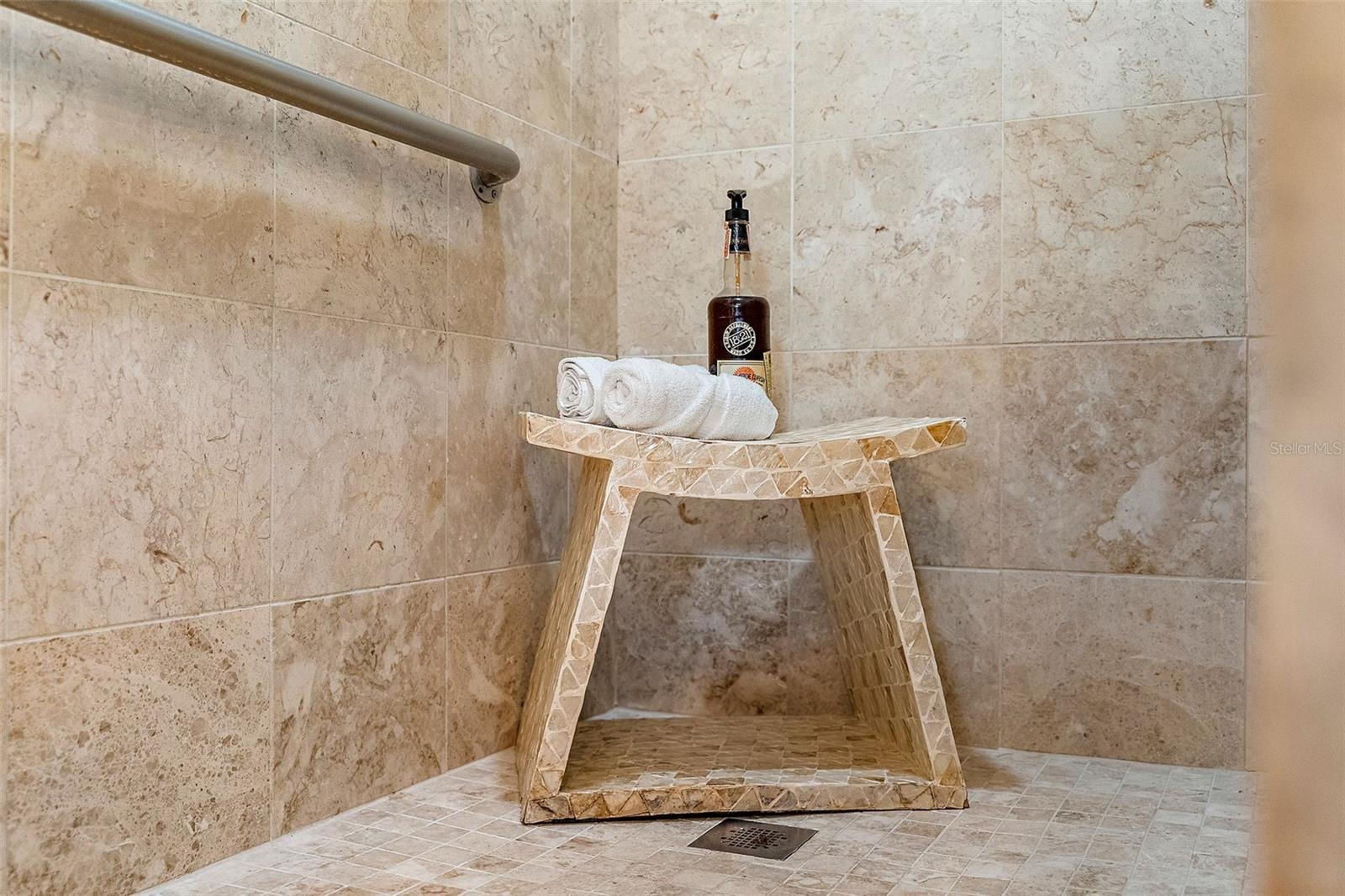 2121 E VINA DEL MAR BLVD