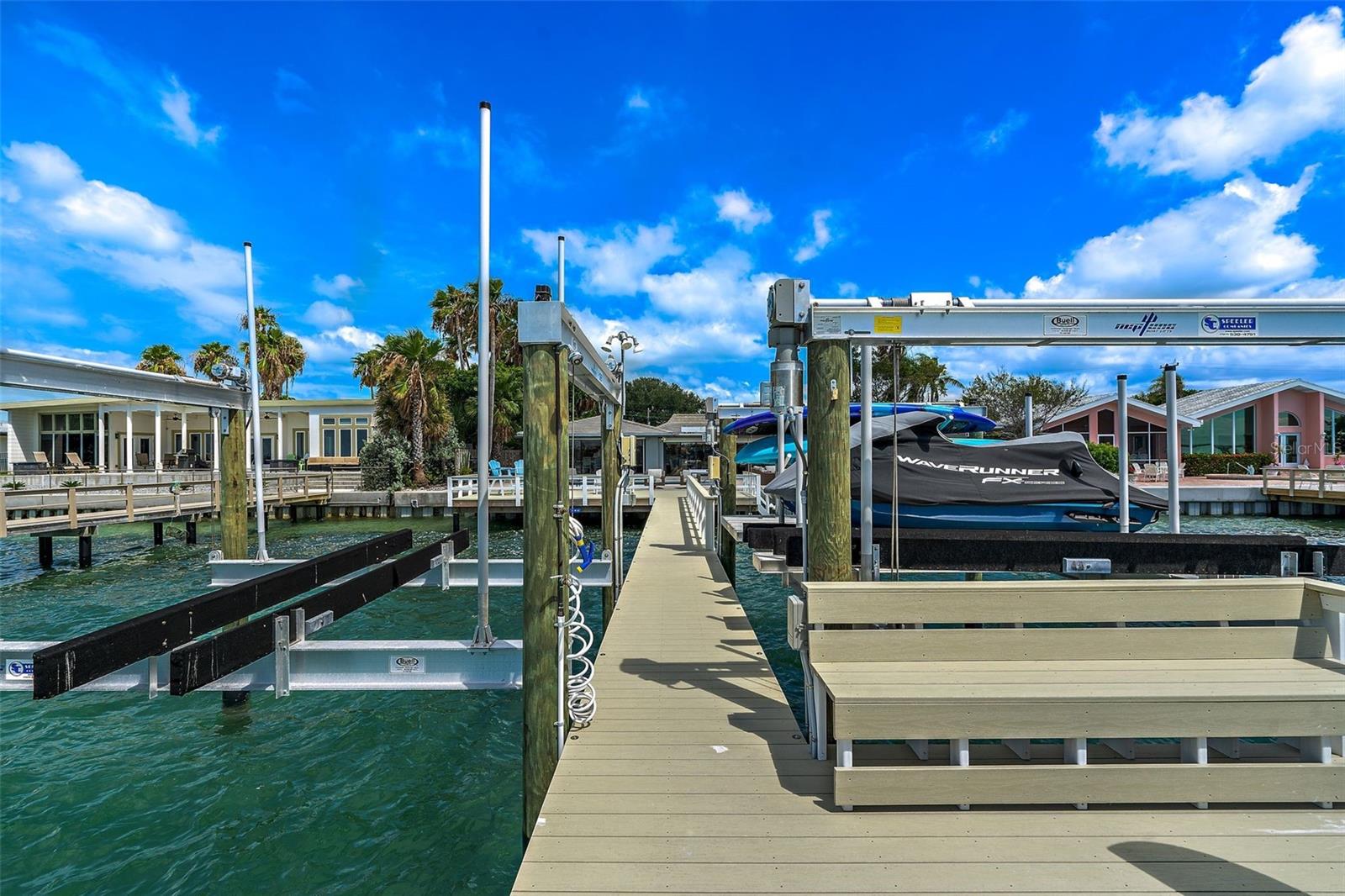 2121 E VINA DEL MAR BLVD