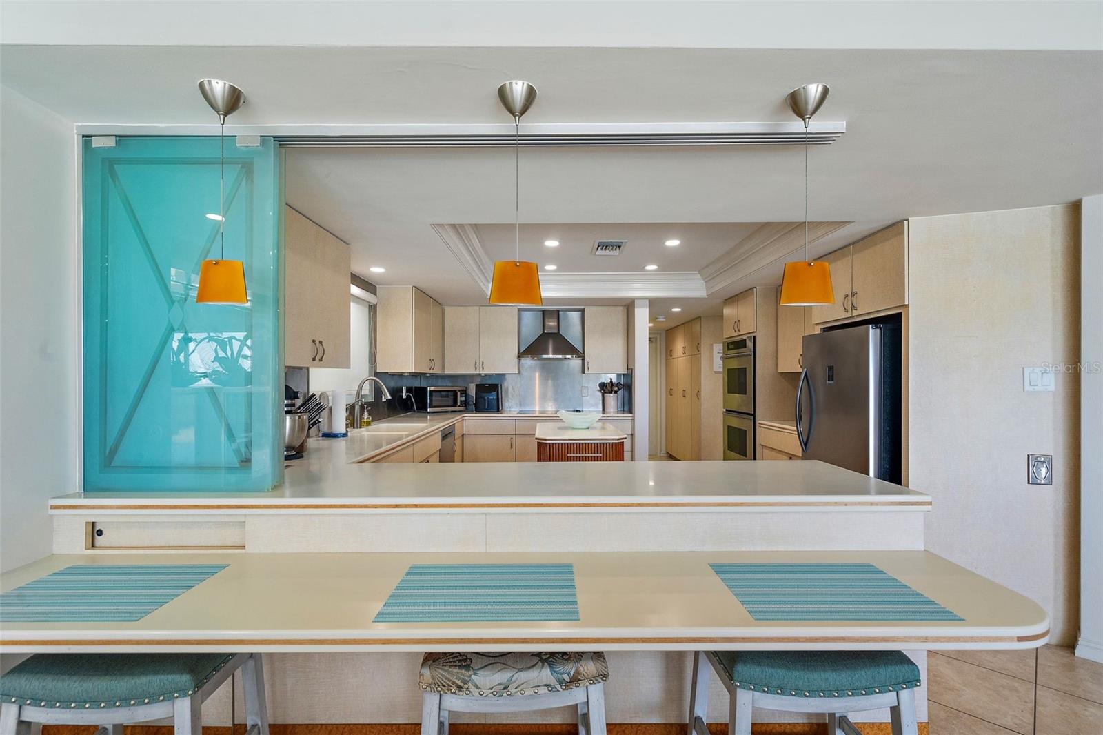 2121 E VINA DEL MAR BLVD