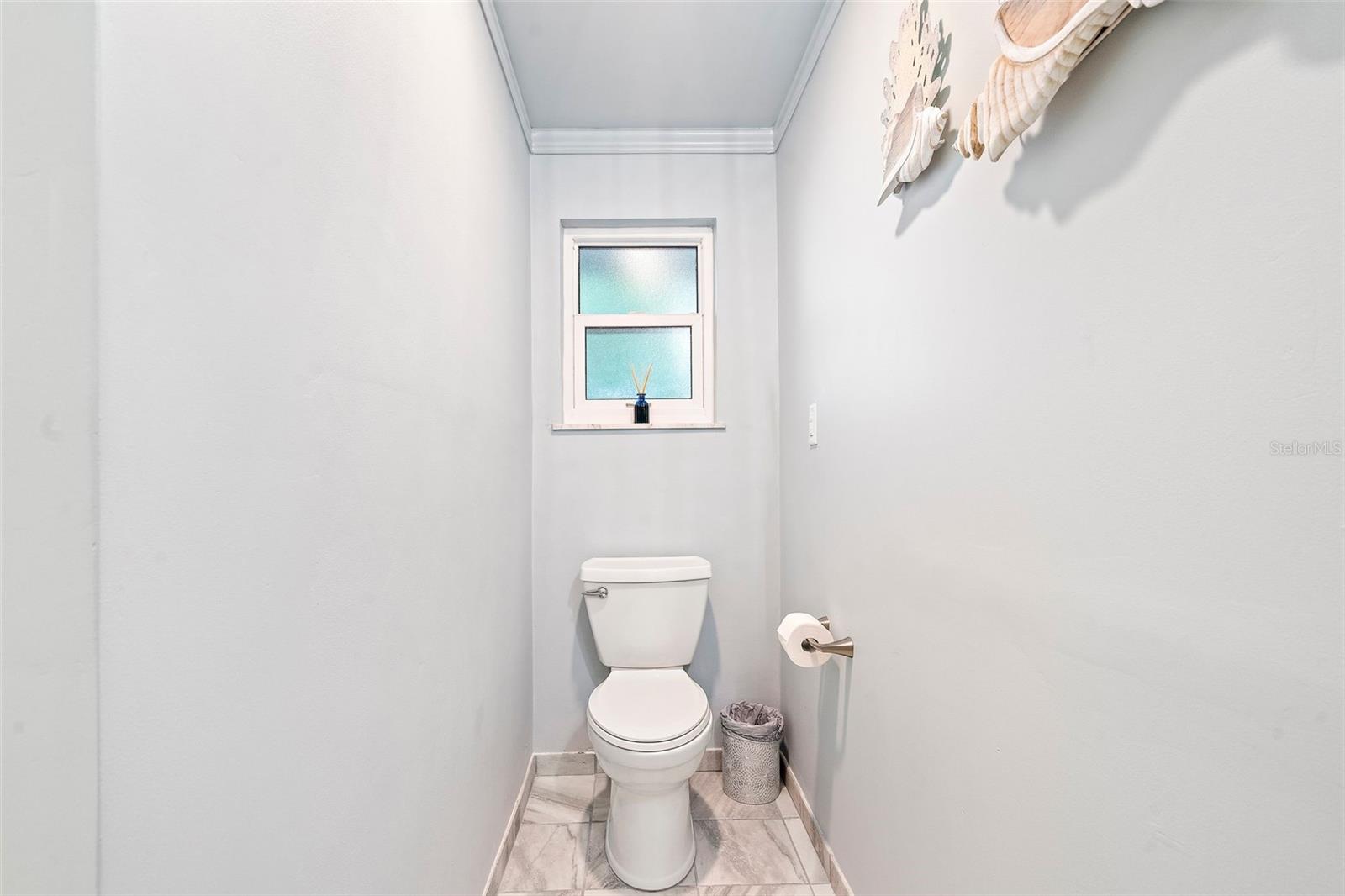 2121 E VINA DEL MAR BLVD