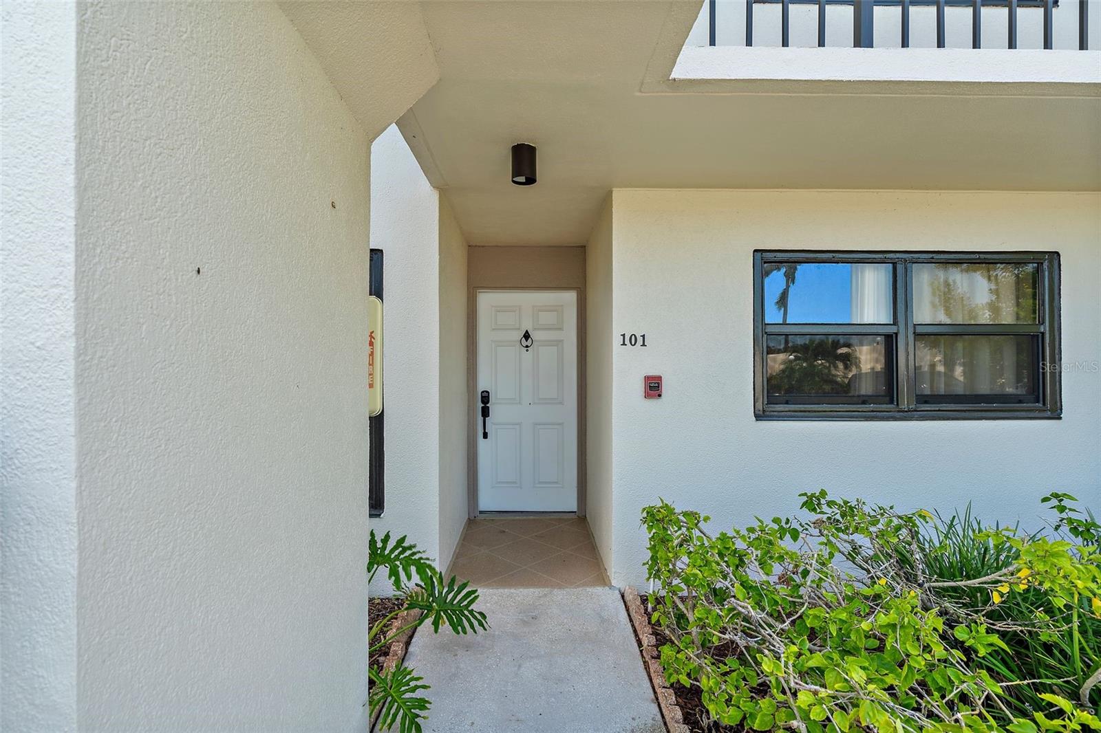 6291 BAHIA DEL MAR CIR #101