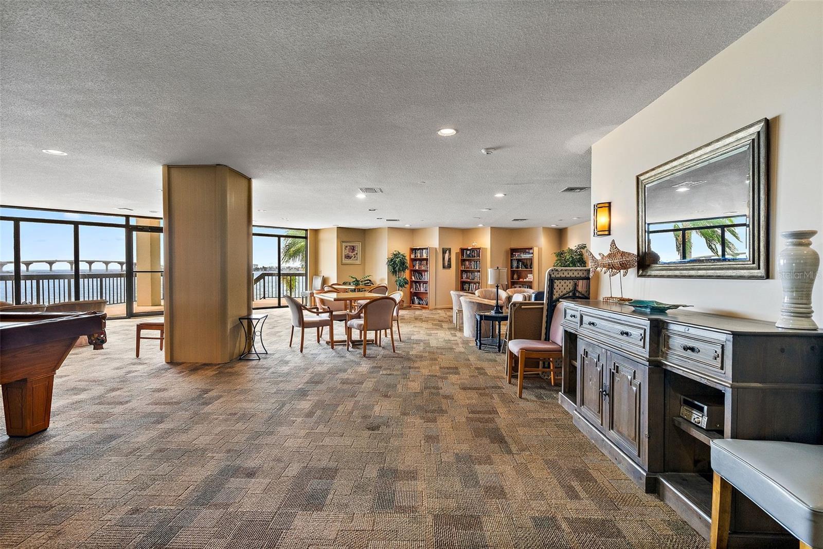 6291 BAHIA DEL MAR CIR #101