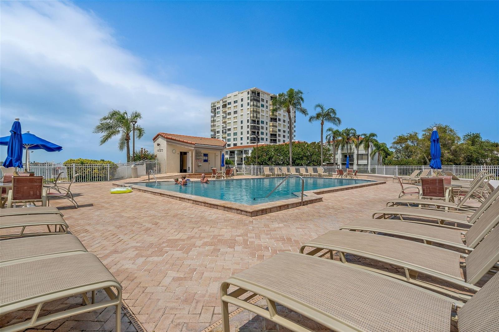 6291 BAHIA DEL MAR CIR #101