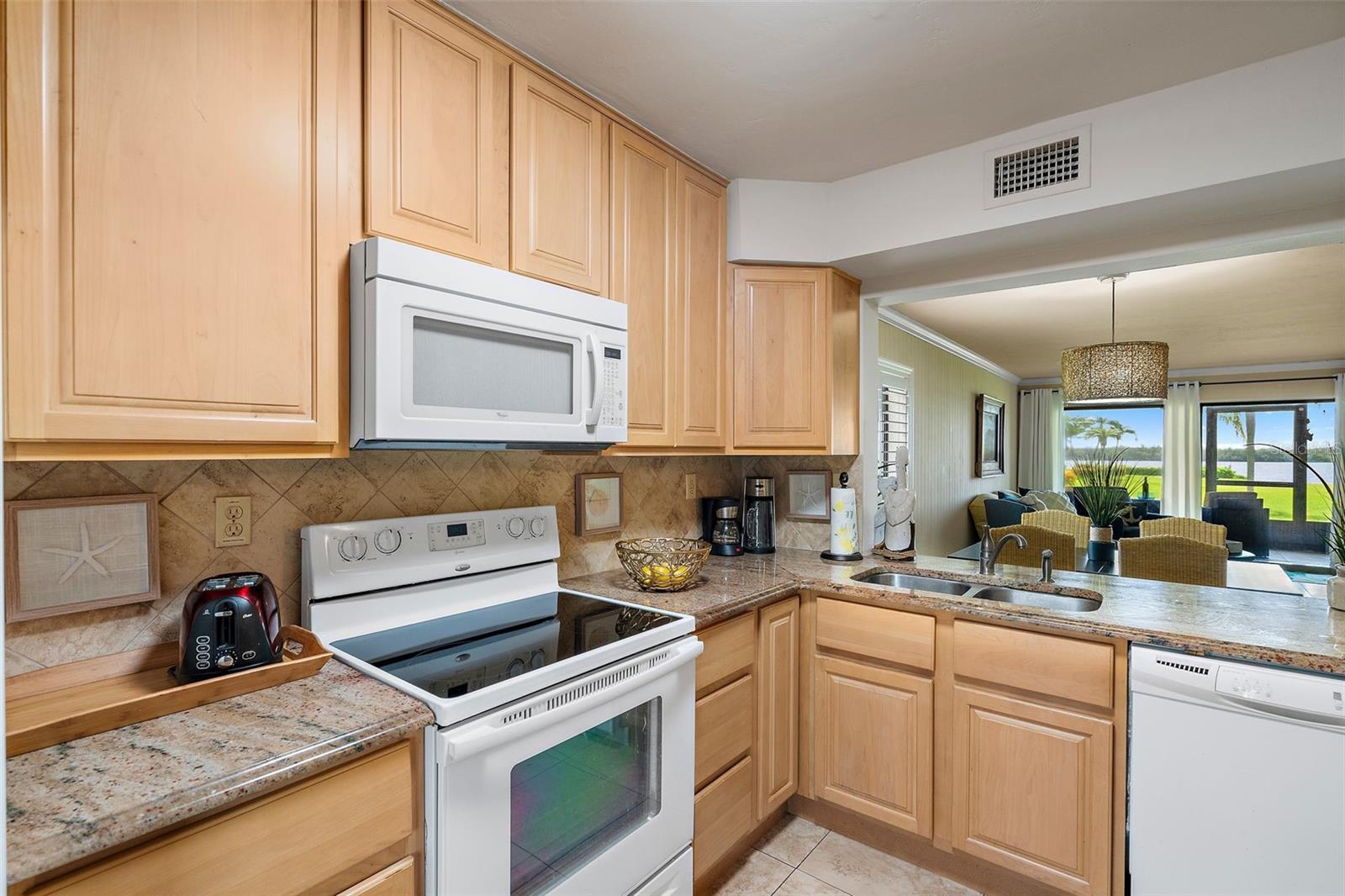 6291 BAHIA DEL MAR CIR #101