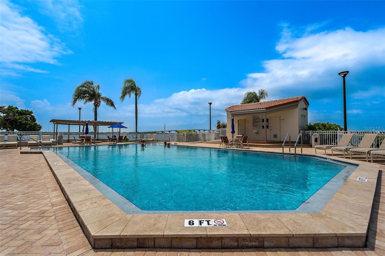 6291 BAHIA DEL MAR CIR #101