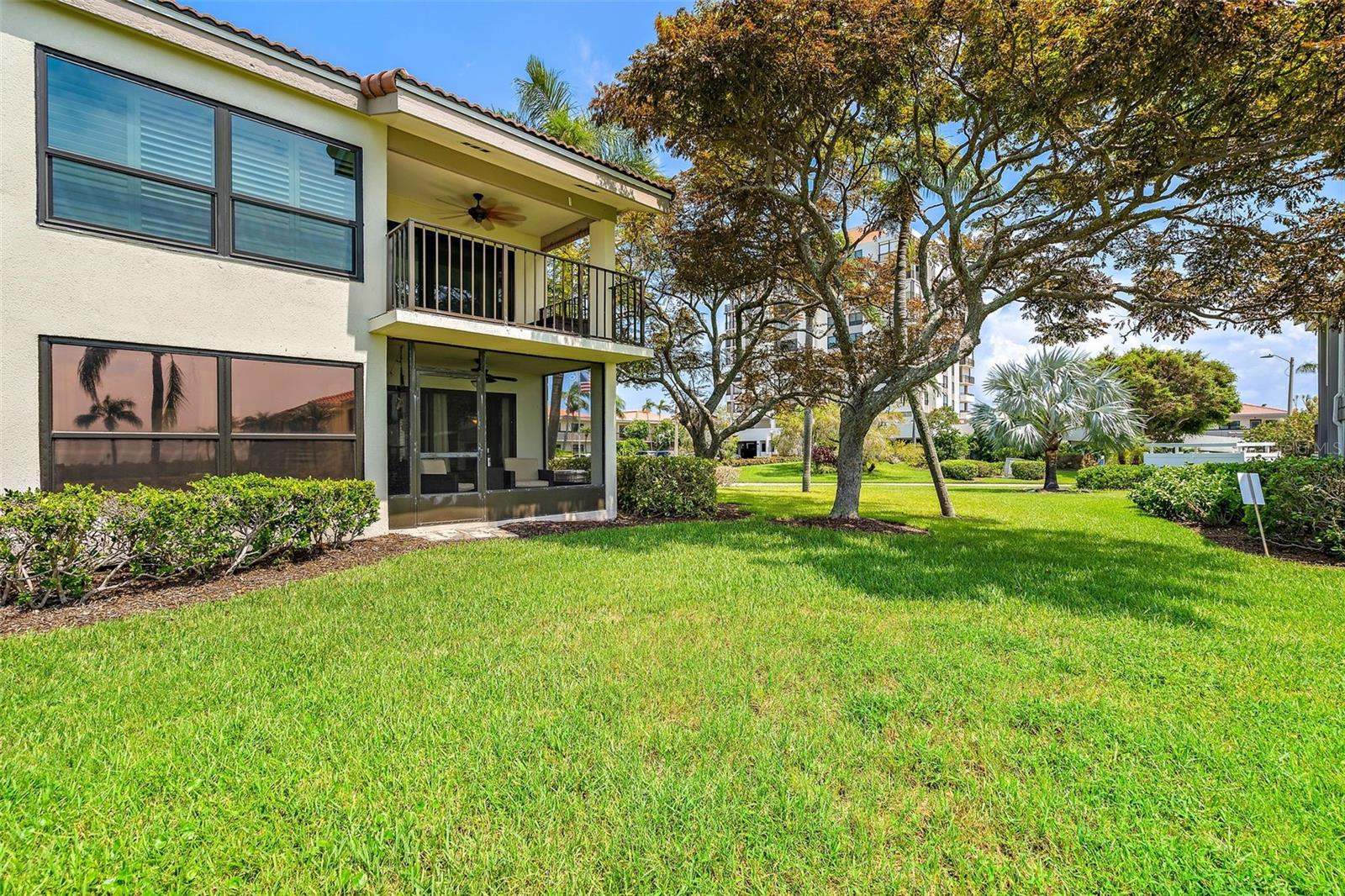 6291 BAHIA DEL MAR CIR #101