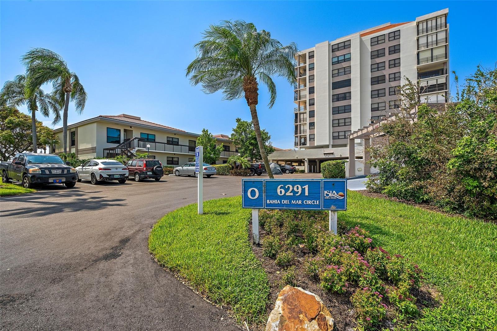 6291 BAHIA DEL MAR CIR #101