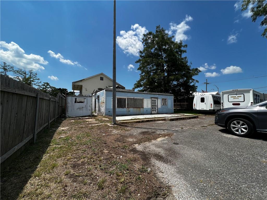 363 LOUISIANA Street