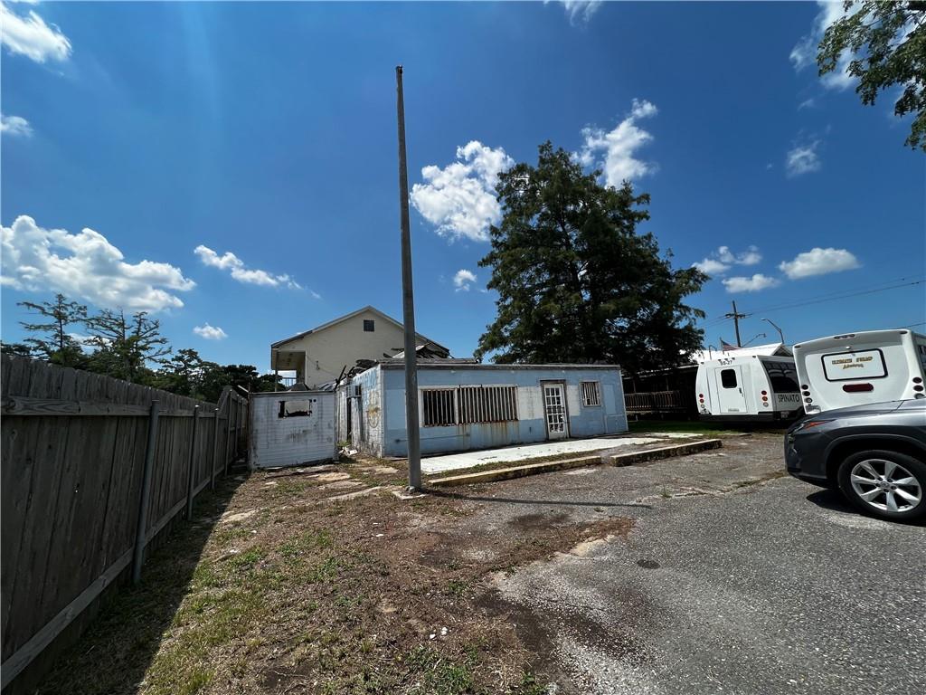 363 LOUISIANA Street