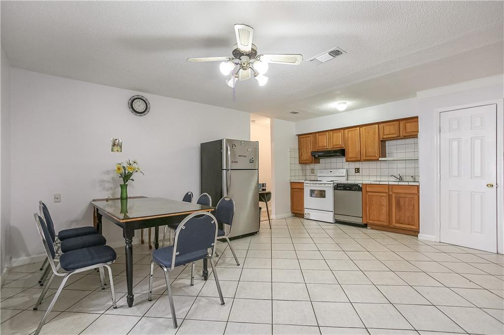 4004 CHESTNUT Street