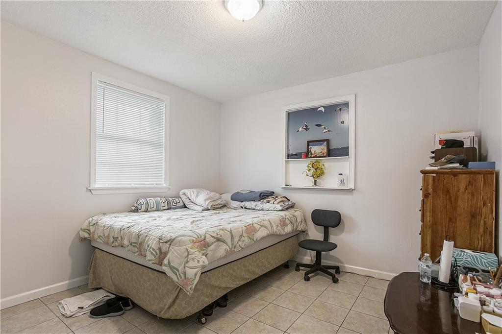 4004 CHESTNUT Street