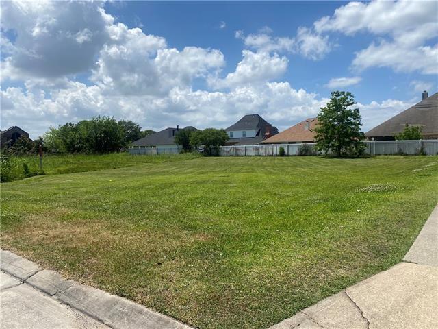 11405 N ST ANDREWS Circle