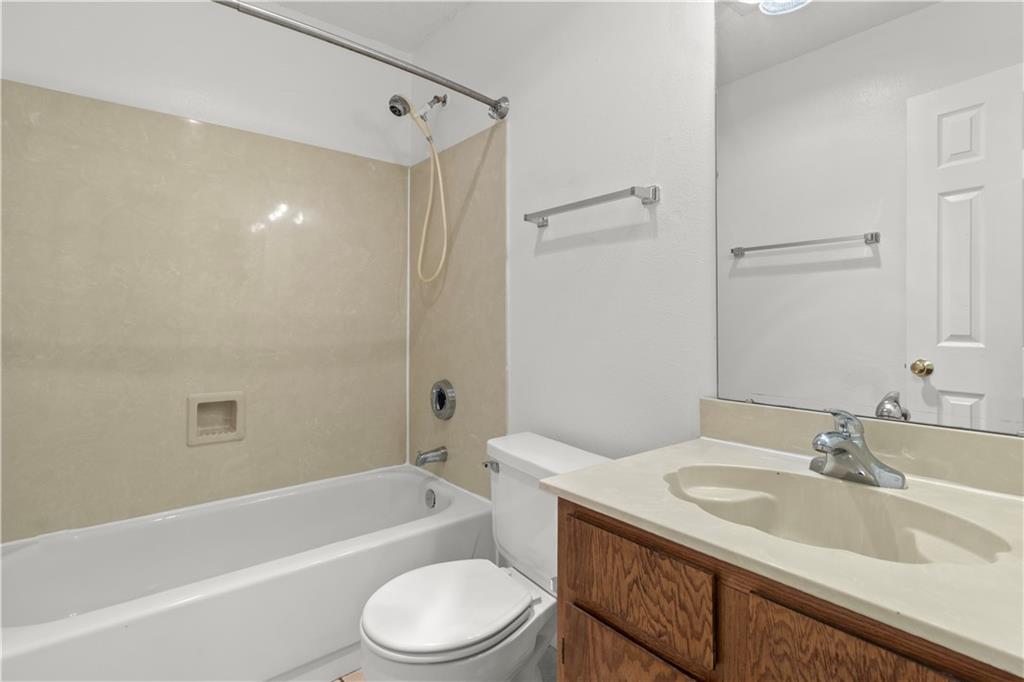 2613 LONG BRANCH Drive