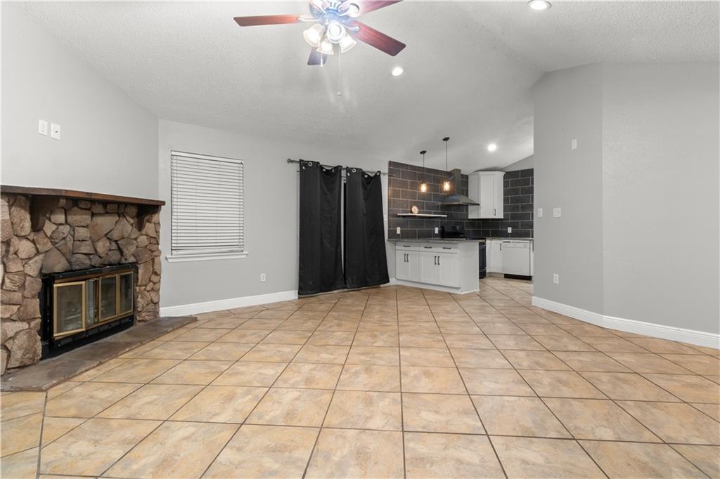 2613 LONG BRANCH Drive