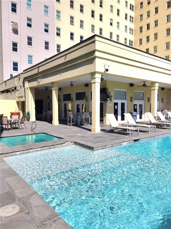 1205 ST CHARLES Avenue 317