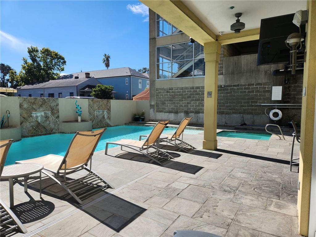 1205 ST CHARLES Avenue 317