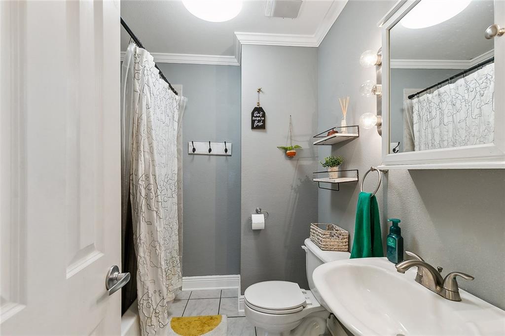 1357 MAPLEWOOD Drive