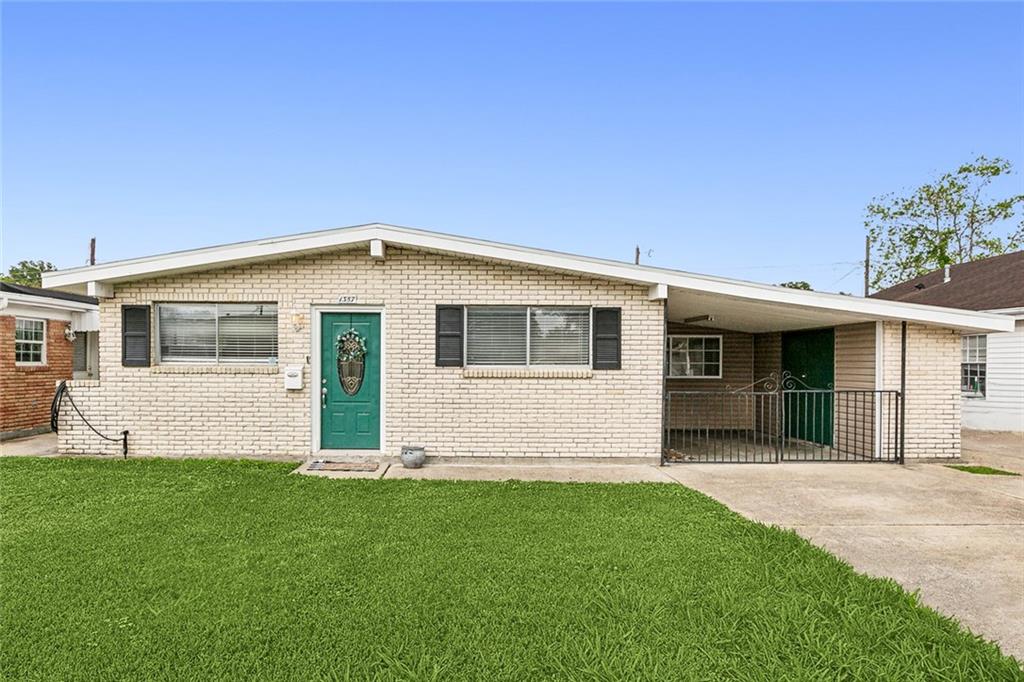 1357 MAPLEWOOD Drive