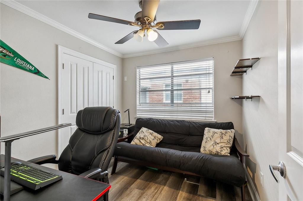 1357 MAPLEWOOD Drive