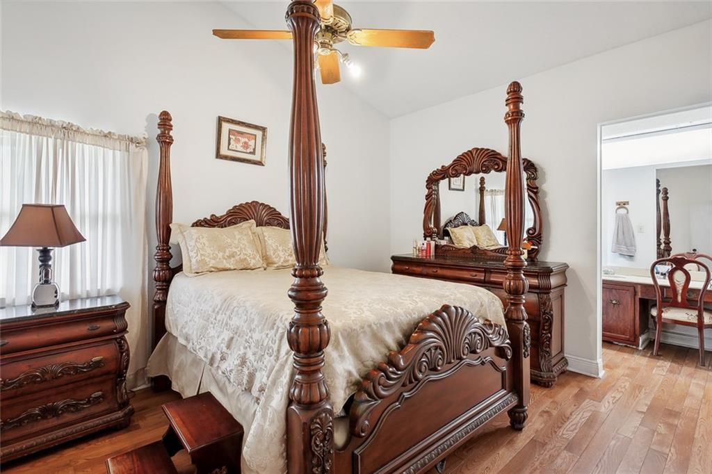 1828 TIMBERLANE ESTATE Drive