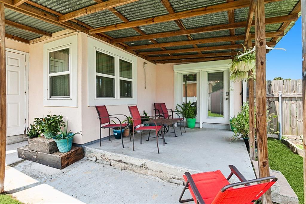 1828 TIMBERLANE ESTATE Drive