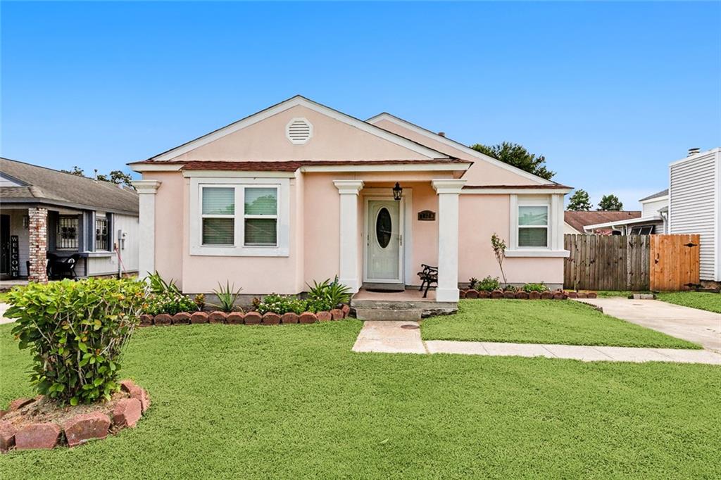 1828 TIMBERLANE ESTATE Drive