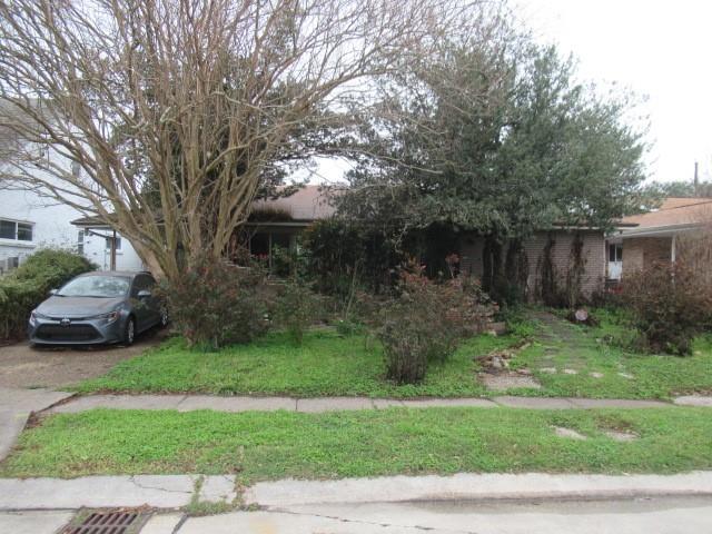 3421 CLIFFORD Drive