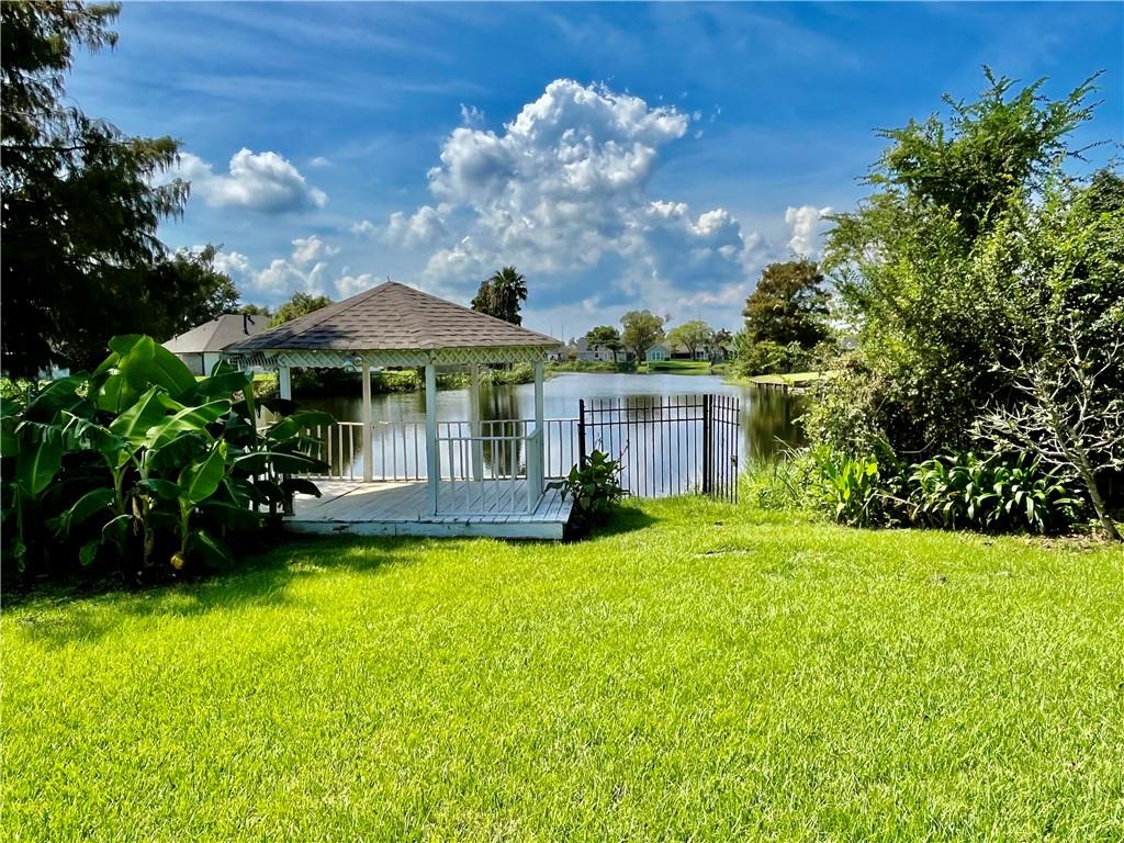40 SHEARWATER Drive