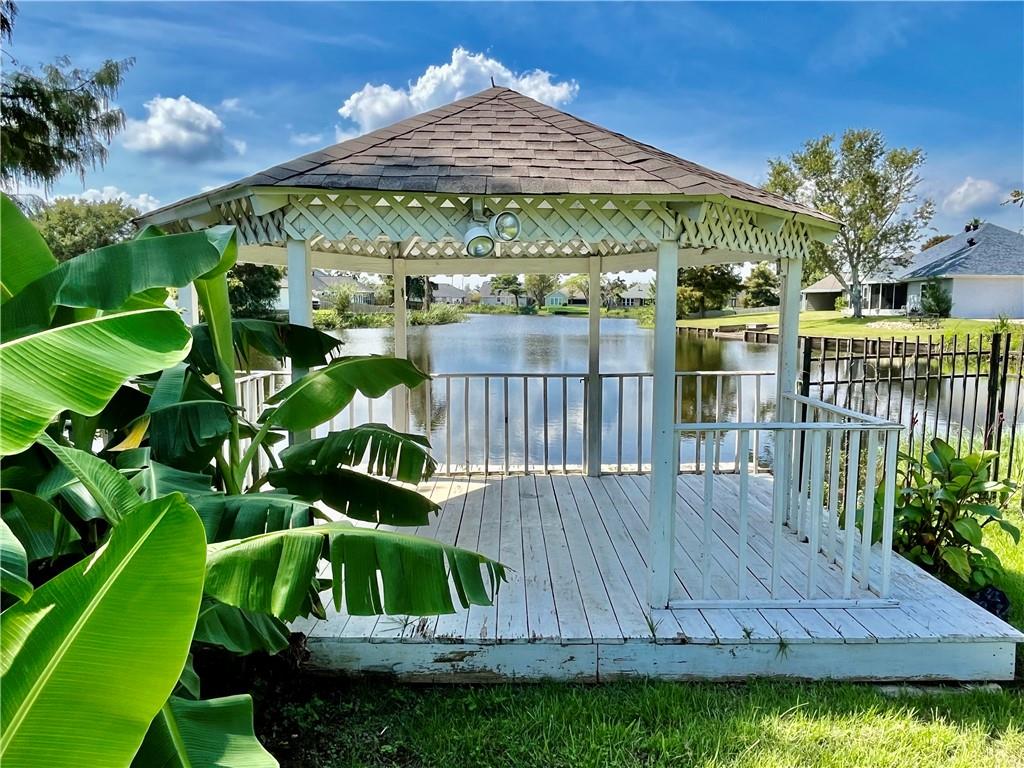 40 SHEARWATER Drive