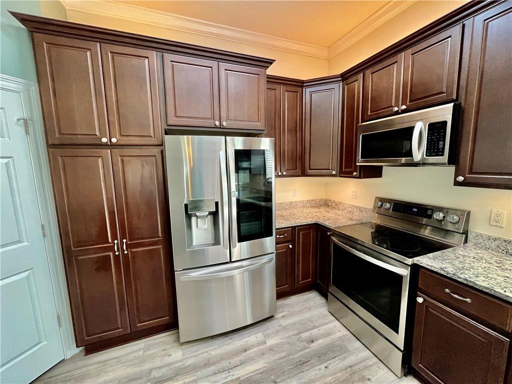 40 SHEARWATER Drive