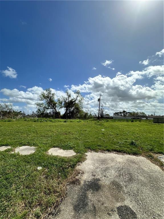 73-75 E PHILLIP Court