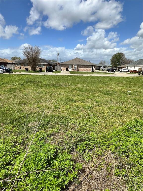 73-75 E PHILLIP Court