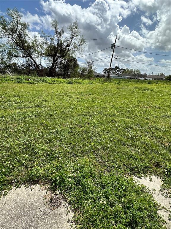 73-75 E PHILLIP Court