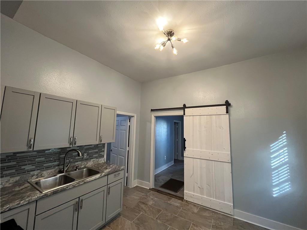 1534 N DERBIGNY Street