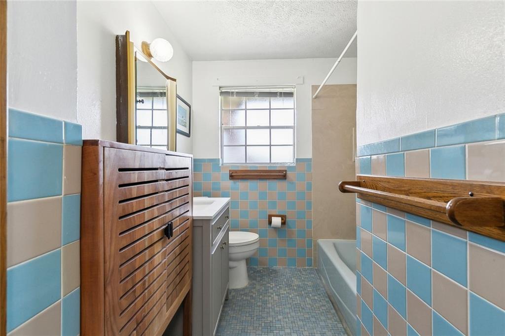 2344 MISSISSIPPI Avenue