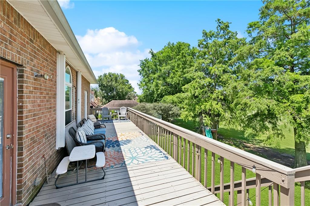 3740 LAKE LYNN Drive