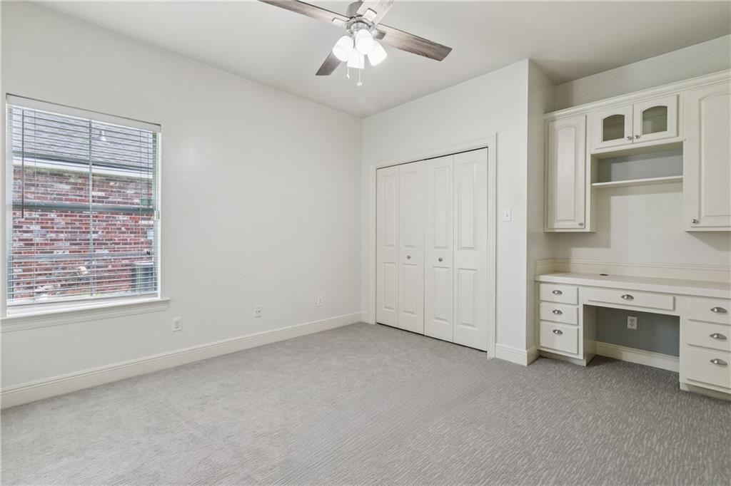 108 PARKVIEW Drive East