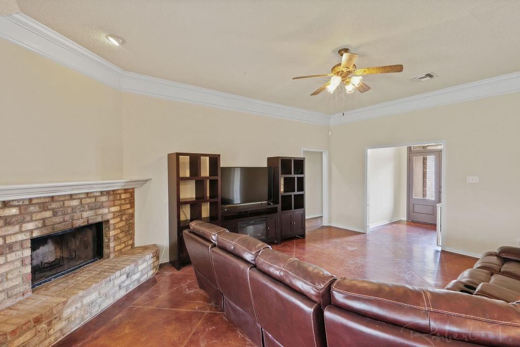 228 BETTY Drive