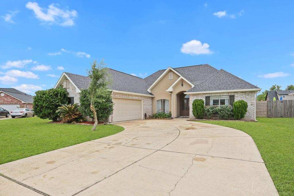 228 BETTY Drive