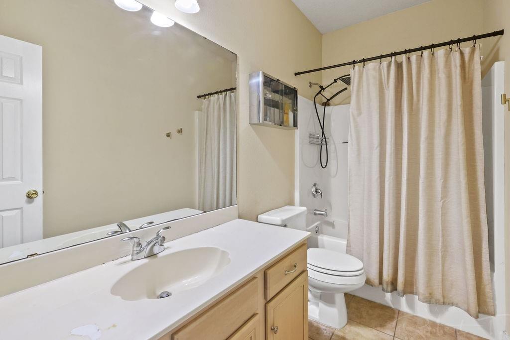 228 BETTY Drive